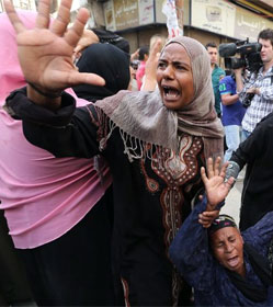 Egyptian woman protesting mass death verdict